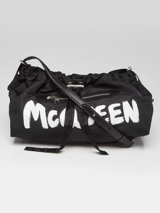 Alexander McQueen Black Nylon The Bundle Drawstring Tote Bag in Black Nylon from Yoogis