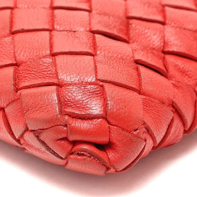 Bottega Veneta Intrecciato Pouch in Woven leather from A Retro Tale, photo 3 of 4
