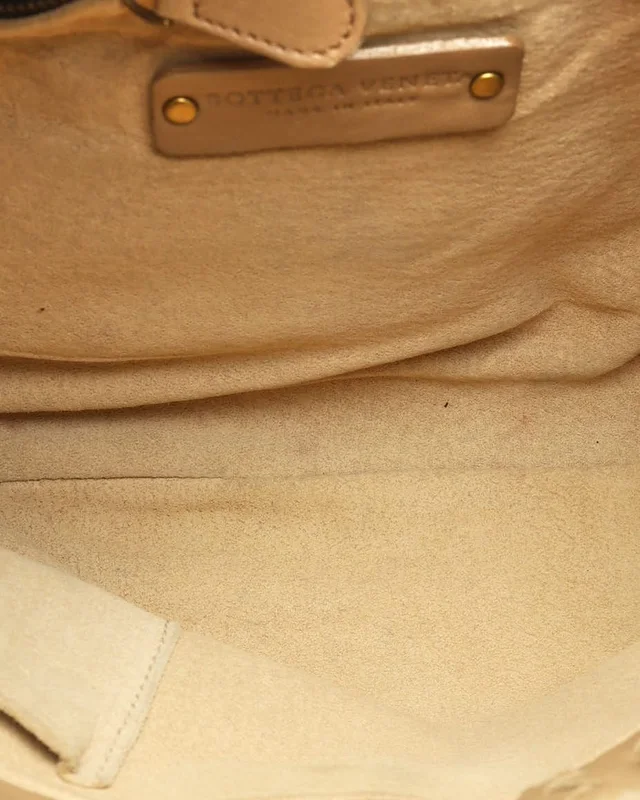 Bottega Veneta Intrecciato Capri Small Bag in Woven leather from A Retro Tale, photo 12 of 13
