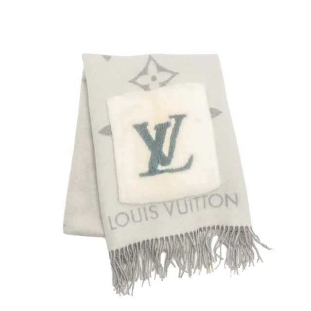 Louis Vuitton cold reykjavik scarf cashmere light grey in Grey Cashmere from EMIER