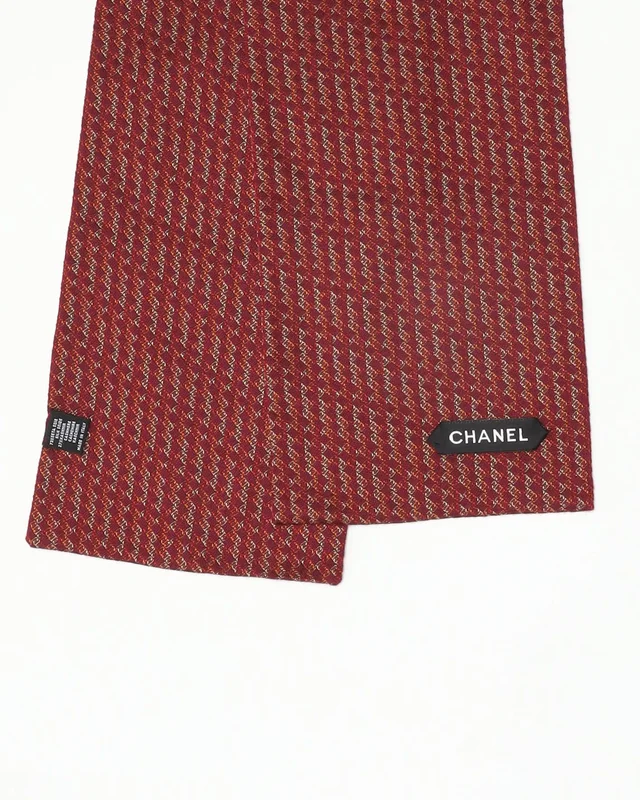 Chanel Coco Mark Scarf Silk in Silk from A Retro Tale, photo 3 of 3