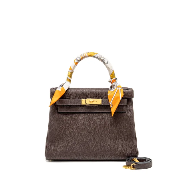 Hermès Kelly 28 Togo Chocolate GHW Stamp Y in Brown Togo leather from EMIER