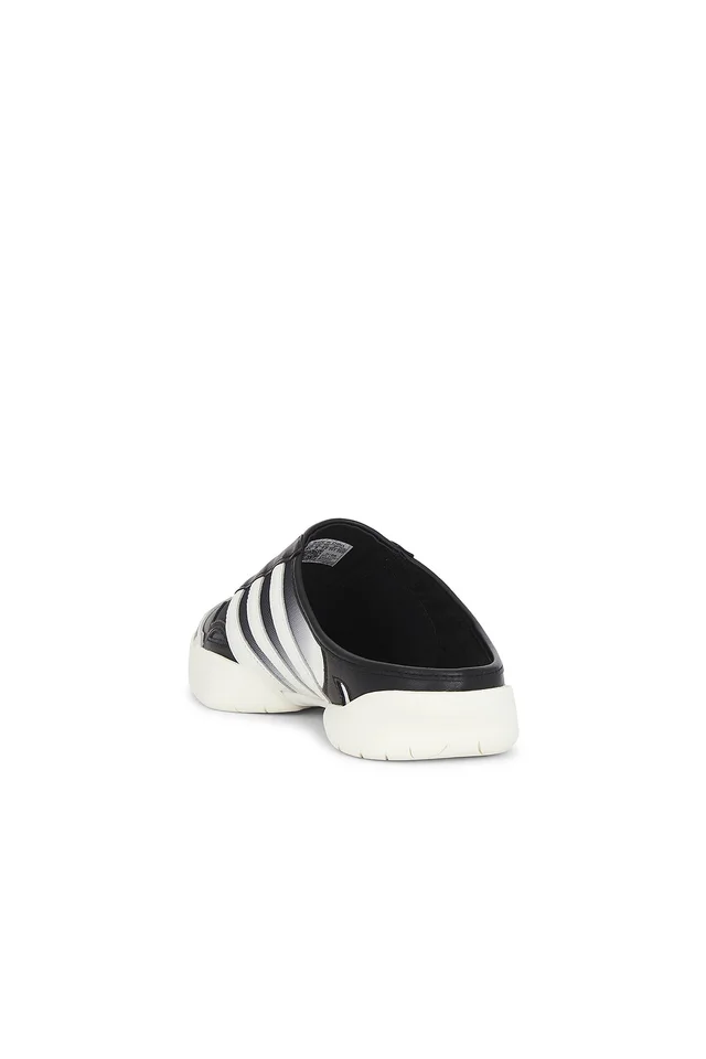 Y-3 Regu Mule in Black, photo 3 of 6 from REVOLVE (Canada)