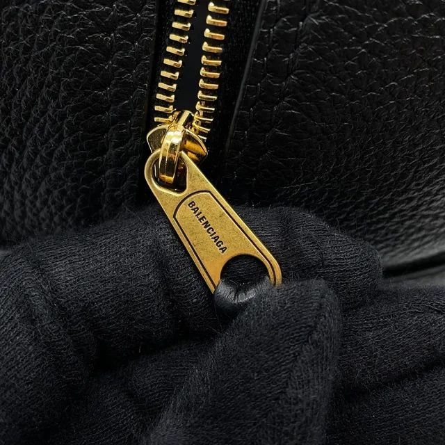 Balenciaga Bowling bag Black832920 Calf Leather Size Small in Calfskin from GALLERY RARE, photo 13 of 17