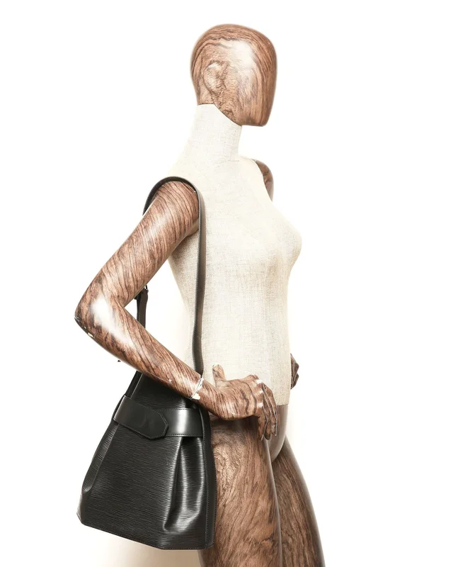 Louis Vuitton Epi Sac D'Épaule PM Bag in Leather from A Retro Tale, photo 6 of 6