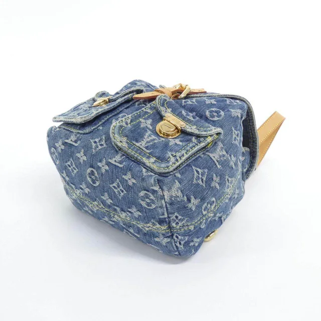 Louis Vuitton Monogram Denim Backpack in Blue Denim from LuxUness, photo 3 of 9