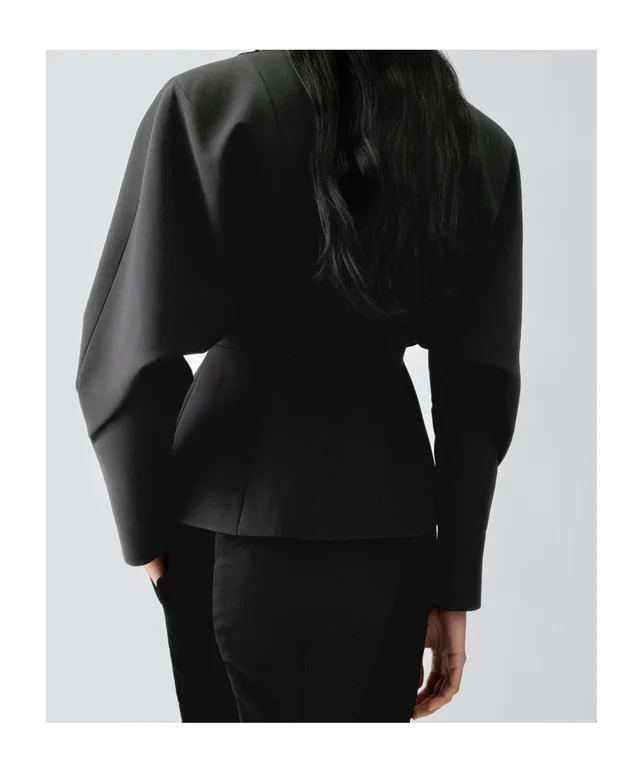 Jacquemus The Paloma jacket, photo 4 of 5 from SENSER