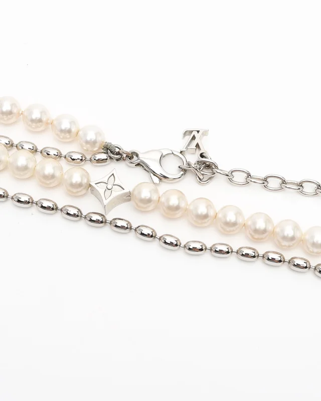Louis Vuitton Pearls Fusion Necklace from A Retro Tale, photo 4 of 5