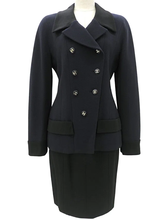 Chanel CC Mark Button Setup #36 Navy/Black in Black Wool from VINTAGE QOO TOKYO