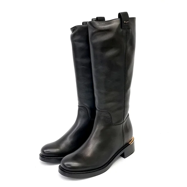 Ferragamo boots from GUGUS