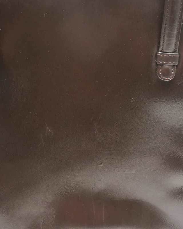 Gucci GG Tote Bag in Leather from A Retro Tale, photo 6 of 14