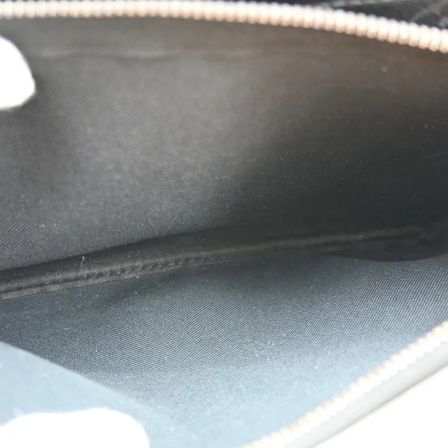 Louis Vuitton Trio Messenger Reverse Monogram Eclipse Canvas Black Bag in Black Canvas from HEWI, photo 4 of 8