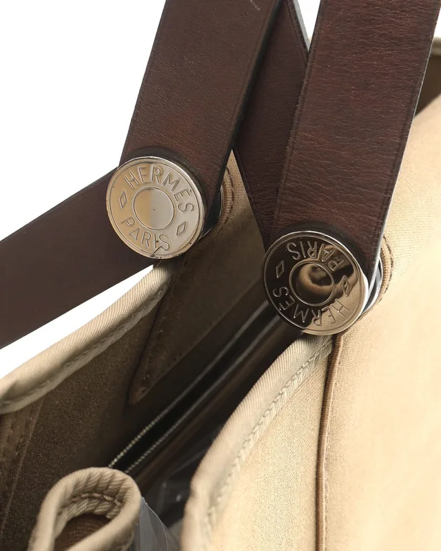 Hermès Cabag Elan Toile 39 PM Bag in Canvas from A Retro Tale, photo 8 of 12