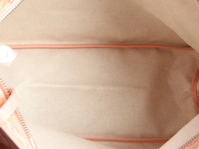 Goyard LE Rose Bohème Hobo in Pink Coated canvas from Ann's Fabulous Finds, photo 9 of 10