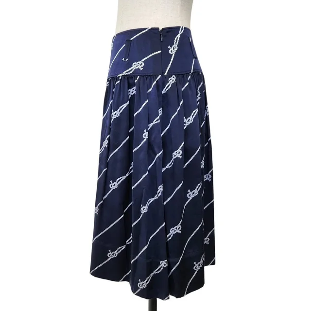Burberry London Silk Skirt in Silk from LuxUness, photo 2 of 2