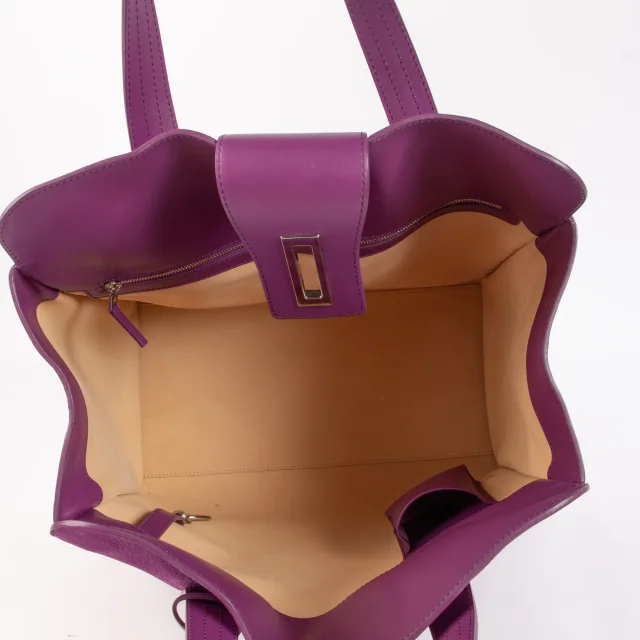 Delvaux Cardinal Santiag Nubuck Simplissime Tote Bag in Suede from Labellov, photo 6 of 8
