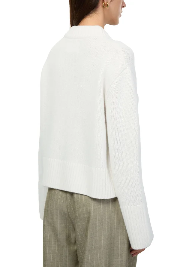 LISA YANG Sony cashmere round-neck sweater in White 100% cashmere, photo 5 of 6 from 24S (US)
