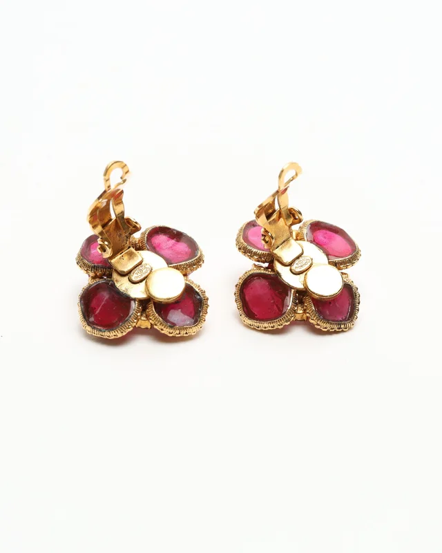 Chanel Vintage Rhinestone Clip-on Earrings from A Retro Tale, photo 3 of 3