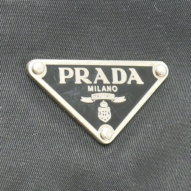 Prada Tessuto Messenger Bag in Nylon from A Retro Tale, photo 6 of 8