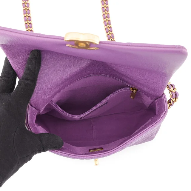 Chanel Matelasse ChainShoulder Purple Caviar Leather in Purple Caviar leather from GALLERY RARE, photo 2 of 2