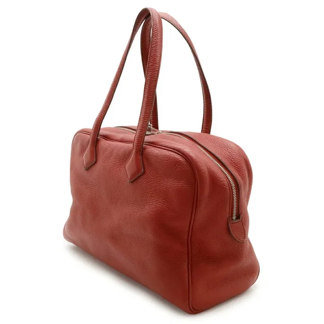 Hermès Victoria35 Taurillon Clemence 2way bag in Red Calfskin from LuxUness, photo 2 of 9