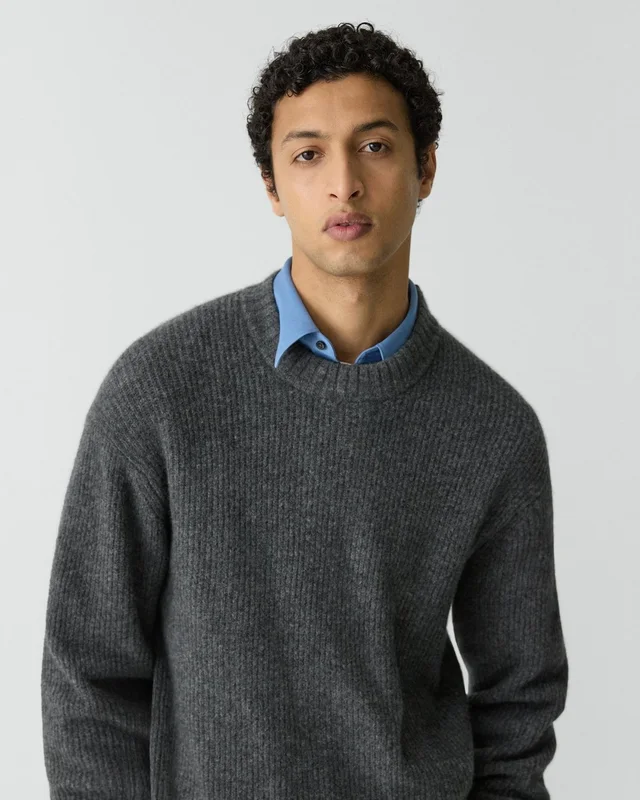 Theory Relaxed Crewneck Sweater in Astor Wool in CHARCOAL, photo 12 of 14 from Theory