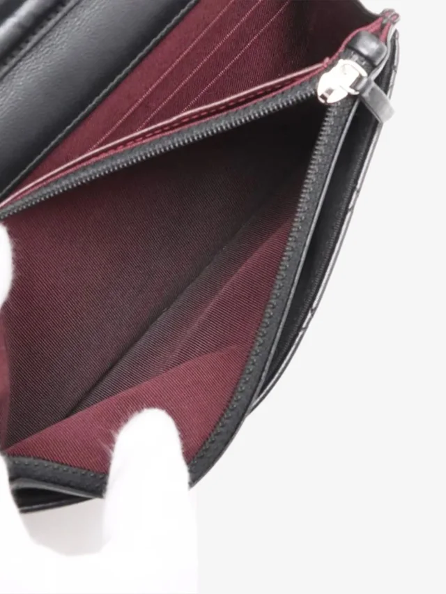 Chanel Black 2013 lambskin quilted Wallet on Chain in Black Lambskin from Sign of the Times, photo 8 of 16
