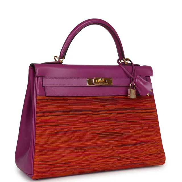 Hermès Vintage Kelly Retourne 32 Vibrato Cyclamen Box Gold Hardware in Box leather from Madison Avenue Couture, photo 2 of 2