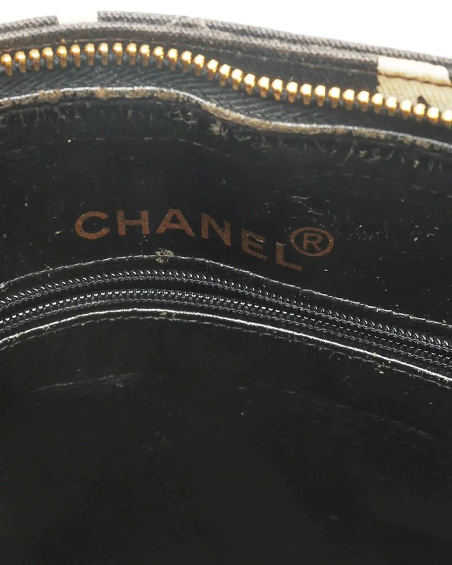 Chanel CC Icon Tote Bag from A Retro Tale, photo 10 of 13