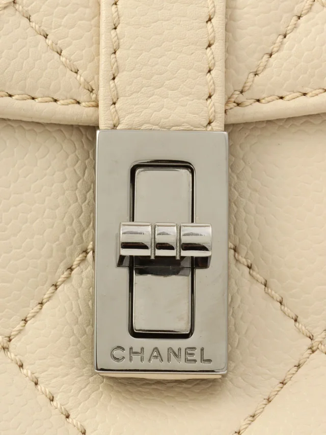 Chanel Circa 2005 Caviar Skin 2.55 Shoulder Bag, Beige in Beige Caviar leather from VINTAGE QOO TOKYO, photo 7 of 12