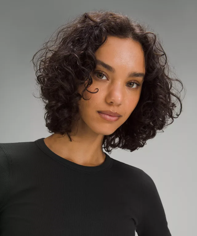 lululemon Hold Tight Straight-Hem Cropped T-Shirt in Black, photo 4 of 6 from lululemon