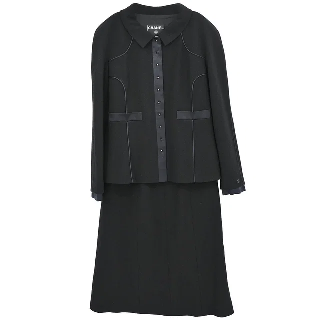 Chanel 2002 Setup Suit Jacket Skirt Black #38 in Black Wool from AMORE Vintage Tokyo