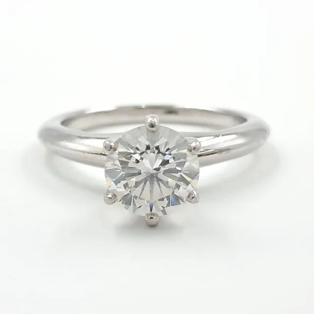 Tiffany & Co. 티파니 1.06ct 다이아 반지 from GUGUS