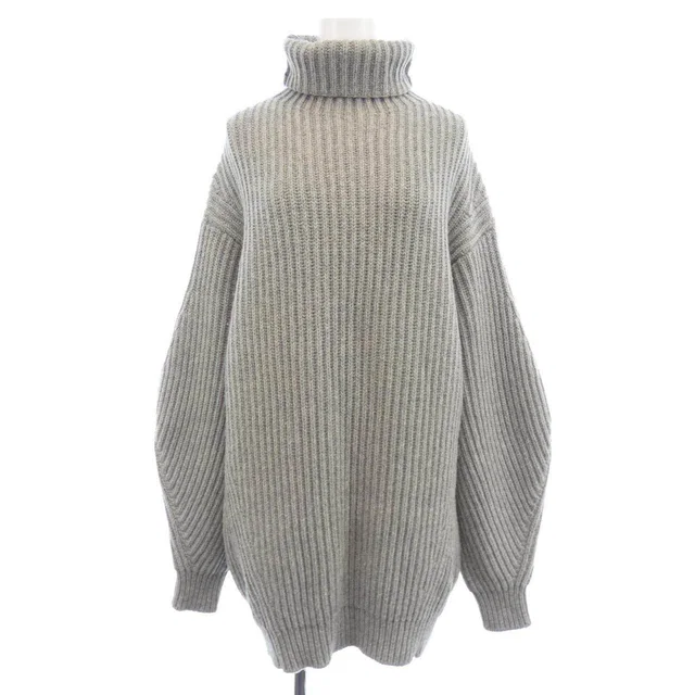 Acne Studios Wool Knit in Wool from LuxUness