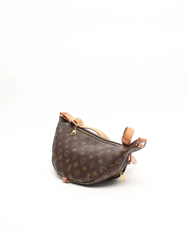 Louis Vuitton Monogram Bum Bag in Coated canvas from A Retro Tale, photo 4 of 8