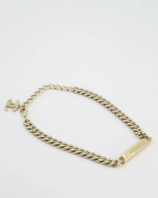 Chanel Gold Curb Link Chain Necklace with Logo Plate and CC Charm in Gold from Sellier, photo 3 of 8