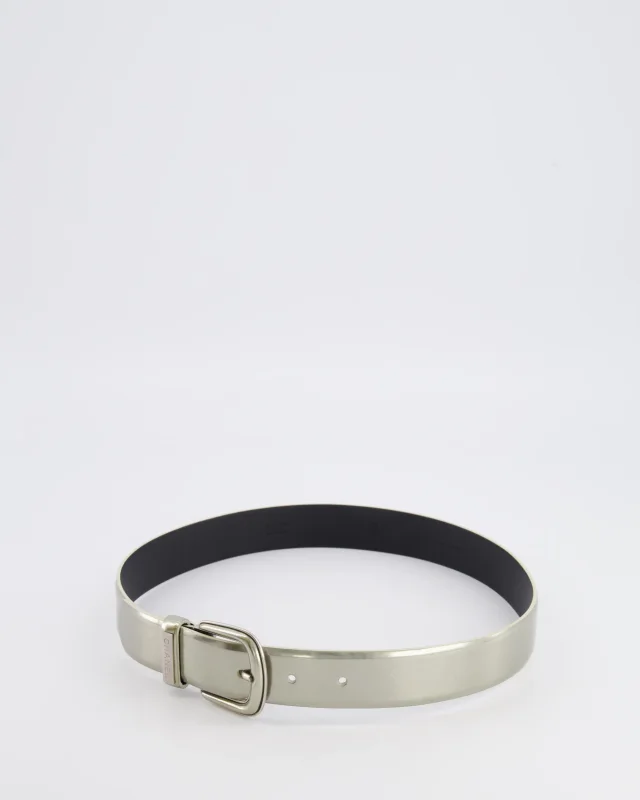 Chanel Silver Metallic Leather Belt with Silver Buckle and Logo Plate Detail 70cm in Silver Leather from Sellier, photo 4 of 9