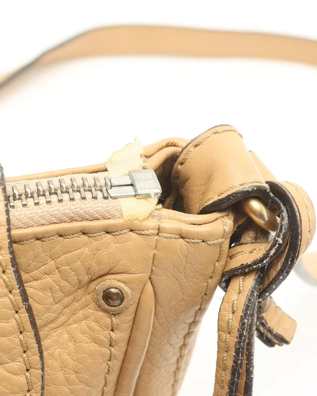 Chloé Paddington Crossbody Bag in Caviar leather from A Retro Tale, photo 6 of 10