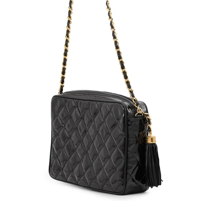 Chanel Matelasse fringed chain shoulder bag Black Patent Leather in Black Patent leather from GALLERY RARE, photo 2 of 18