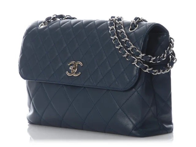 Chanel Navy Quilted Calfskin The Business Flap in Navy Calfskin from Ann's Fabulous Finds, photo 4 of 10