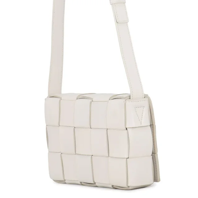 Bottega Veneta Cassette Maxi INTRECCIATO Shoulder Bag White730848VMAY19009 Lambskin Size Small in Lambskin from GALLERY RARE, photo 2 of 13