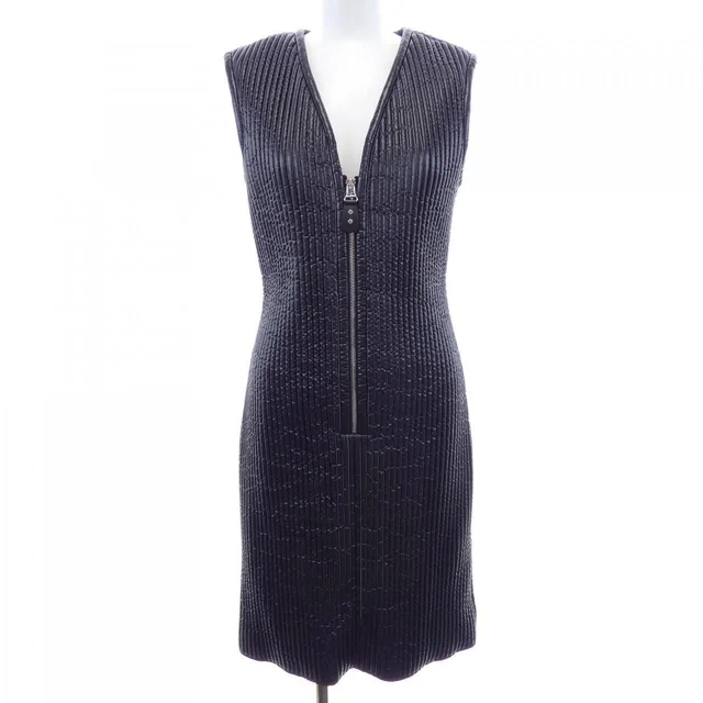 Louis Vuitton Dress Black in Black from The Reluxe