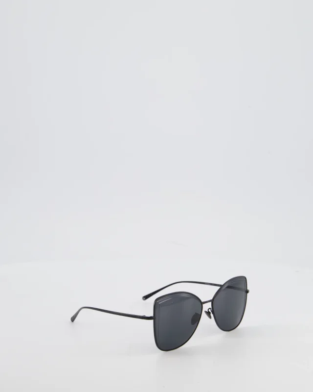 Chanel Black Metal Frame Sunglasses with Logo Detail in Black from Sellier, photo 2 of 4