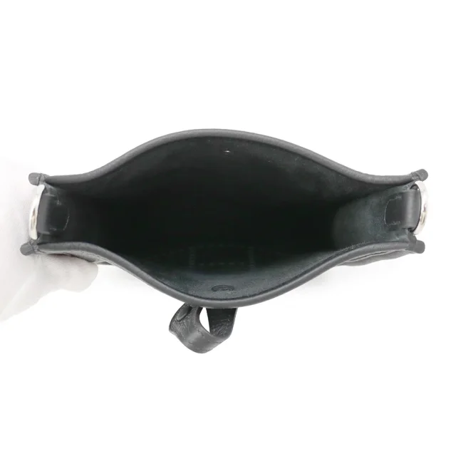 Hermès Evelyne Long Black Taurillon Clemence Size TPM in Black Clemence leather from GALLERY RARE, photo 4 of 6