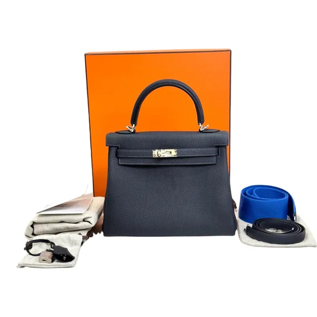 Hermès Kelly 25cm Togo Caban in Togo leather from Luxury Promise