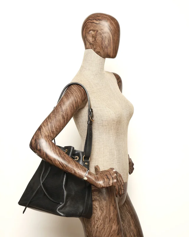 Louis Vuitton Epi Noé Petit Bag in Leather from A Retro Tale, photo 11 of 11