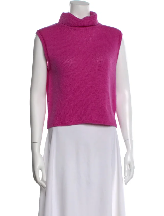 The Row Turtleneck Sweater in pink Cashmere from The RealReal