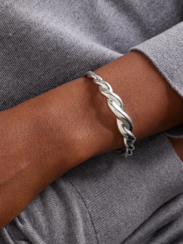 LOREN STEWART Linaea sterling silver bracelet in Metallic, photo 2 of 2 from NET-A-PORTER (Canada)