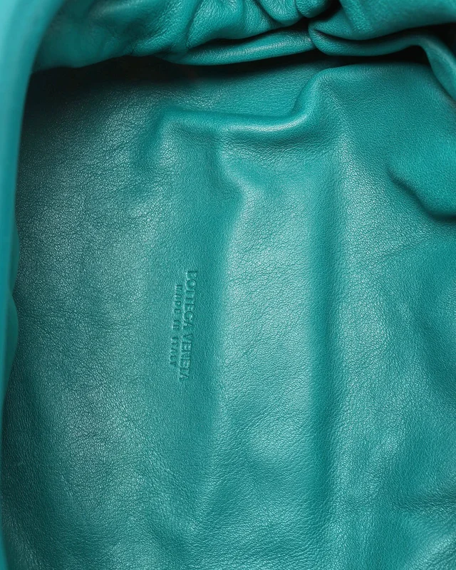 Bottega Veneta Belt Chain Pouch in Leather from A Retro Tale, photo 4 of 5