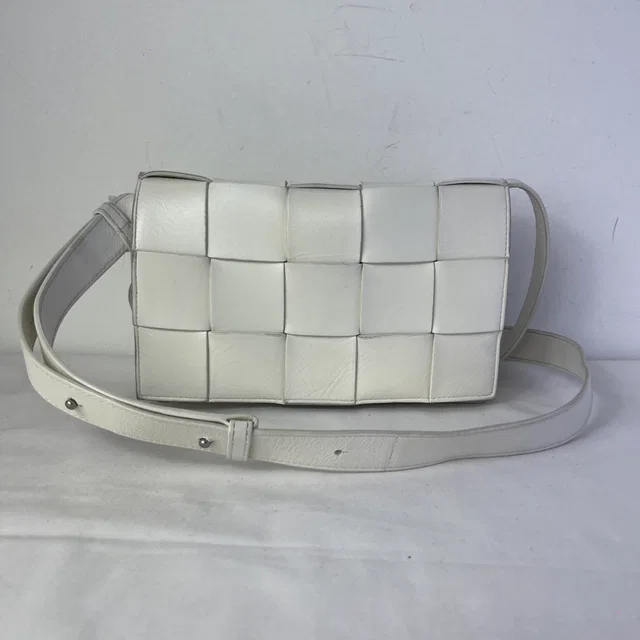 Bottega Veneta Cassette Intrecciato leather shoulder/crossbody bag in Lambskin, Leather, Metal from Reowned